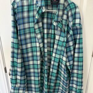 Vineyard Vines Plaid Button-Up Shirt in Teal & Navy size xl